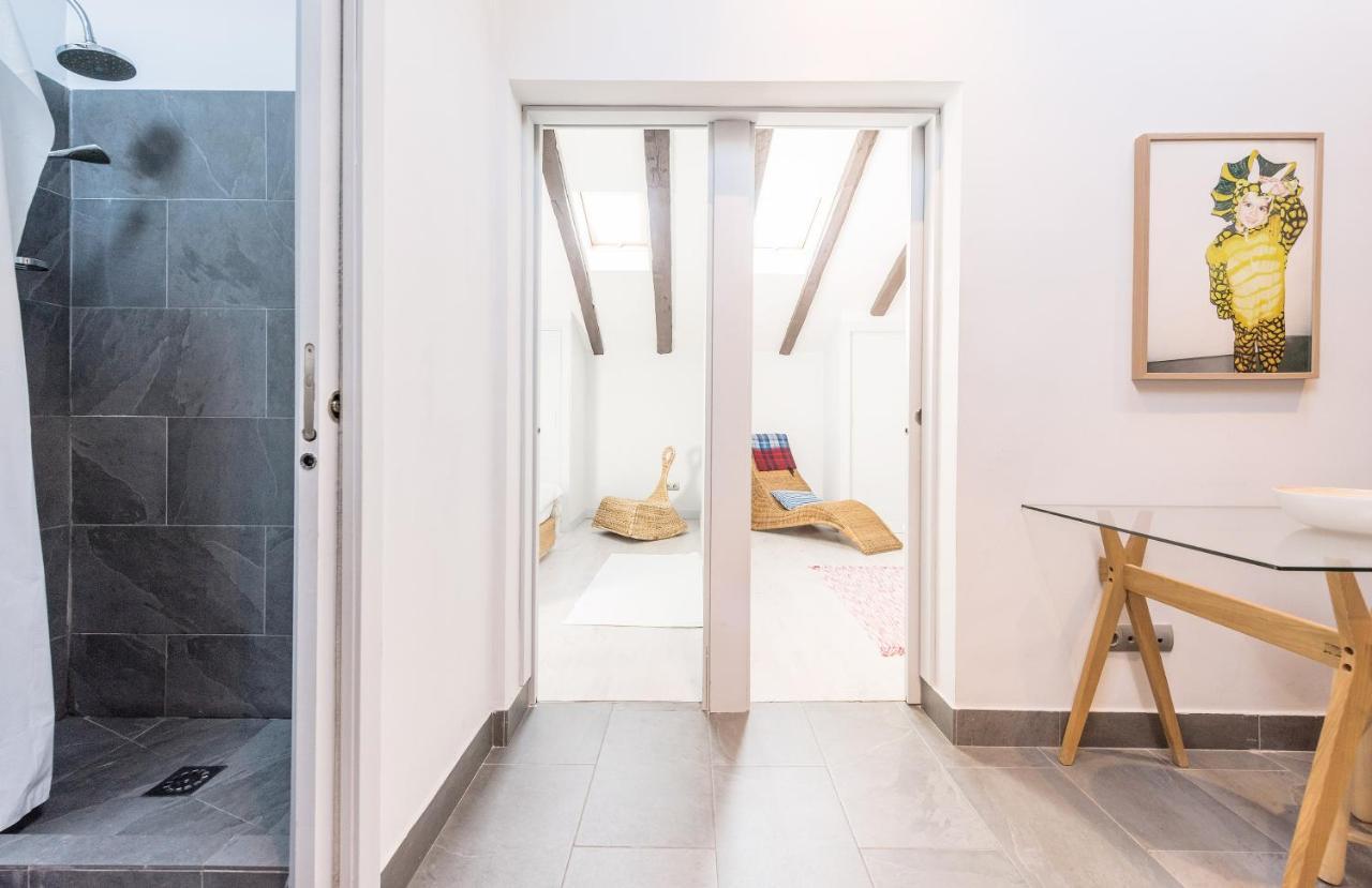 Bohemian 2Bedroom Attic In Lavapies Madrid Buitenkant foto
